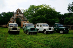 Private Vintage Land Rover Expedition to Hacienda Uxmal ® Plantation