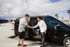 Open Service Mercedes Van Cancun / Riviera Maya-0